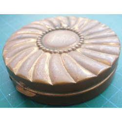 powder makeup
